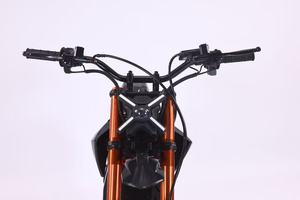 Motocicleta Todoterreno de Alto Rendimiento de 72V para Adultos con Neumático de 19 Pulgadas, Alta Velocidad y Diseño - Product Image 3