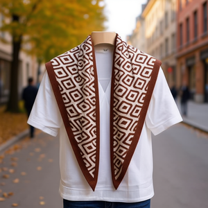 Pañuelo triangular de Ankara 135x60cm con estampado geométrico, ligero, informal, para mujeres y hombres, para todas las estaciones - Product Image 5