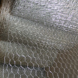 Kaliteli ucuz fiyat plastik demir çelik altıgen tel örgü PVC kaplı çiftlik çiti tel kümes örgüsü - Product Image 6