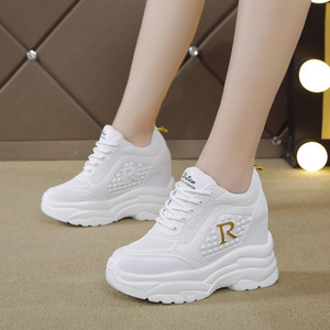 Chaussures de sport décontractées pour femmes 2025, respirantes, en maille, plateforme, semelle épaisse, augmentant la taille, design sportif - Product Image 2