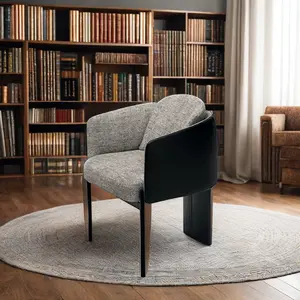 Кресло для столовой с металлическими ножками