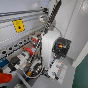 Machine à bordurer les portes d'armoires PME368, 8 fonctions, bordure automatique des coins, collage, bande de bois, bordureuse de chants - Product Image 4