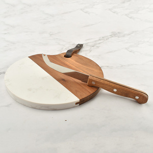 Planche à fromage ronde en bois de bambou avec logo personnalisé avec couteau en acier inoxydable Outils à fromage élégants et ensemble de couteaux - Product Image 5