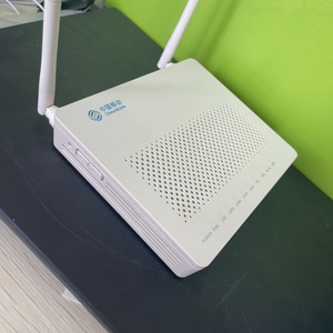 Haute qualité HG8546M 1GE + 3FE + 1TE Lonu Gpon Epon télécommunications équipement à <span class=keywords><strong>fibre</strong></span> optique haute vitesse FTTH <span class=keywords><strong>moins</strong></span> <span class=keywords><strong>cher</strong></span> haute vitesse - Product Image 4
