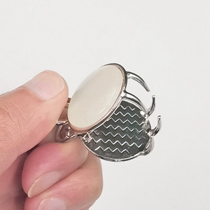 Pinza de pelo simple con efecto nacarado, pinza de pelo con imitación de perlas para cola de caballo alta, elegante accesorio para el cabello para mujeres. - Product Image 3