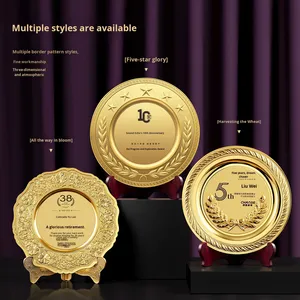 Medaglia Personalizzata in Legno e Metallo, Trofeo per Pensionamento, Onorificenza per Insegnanti, Regalo per Anniversario, Commemorazione Professionale - Product Image 3
