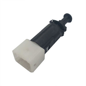 OE 7700414988 interrupteur des feux <span class=keywords><strong>de</strong></span> freins Pour Renault Trafic II 2016-2017 Maître 1998-2010 FST-RE-1094 - Product Image 3