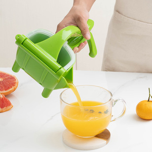 <span class=keywords><strong>Prix</strong></span> usine manuel <span class=keywords><strong>presse</strong></span>-agrumes PP vis fruits et légumes <span class=keywords><strong>presse</strong></span> pour Orange citron citron vert Halloween décor - Product Image 4