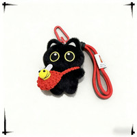 Porte-clés en peluche chat noir mignon avec breloque abeille, jouet couineur, cordon tressé à la main, accessoire animal en peluche doux pour sacs et clés