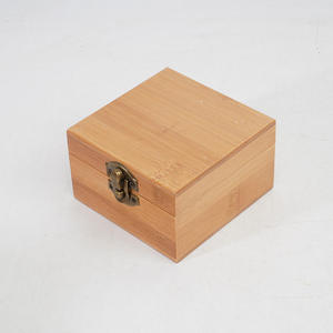 Boîte en bois MDF personnalisée faite à la main par Dorit, organisateur de bureau portable pour les huiles essentielles, le stockage d'échantillons de parfum, etc. - Product Image 3
