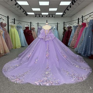Robe de bal Quinceañera Jancember Dy6947 lavande avec appliques florales 3D, décolleté cœur, épaules dénudées, corset à collier ras-du-cou et jupe en tulle - Product Image 4
