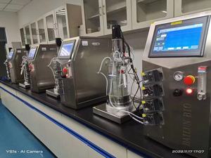 मिनी बेंच-टॉप फेरेडर बायोरेटर ग्लास रिएक्टर लैब स्केल सेल कल्चर बायोरिएक्टरों - Product Image 3