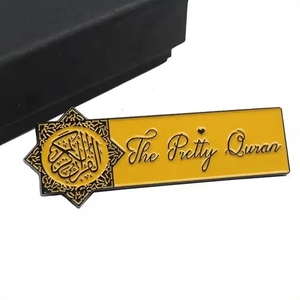 Étiquettes métalliques en émail souple personnalisées avec logo de marque pour sacs à main, design économique - Product Image 3