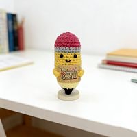 Jolie peluche crayon au crochet, cadeau artisanal positif, cadeau de remerciement et de rentrée scolaire pour les enseignants de maternelle