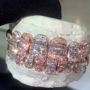 Rejillas Dentales Personalizadas Yu Ying con Diamantes Moissanite VVS, Estilo Hip Hop para Hombre, Chapado en Oro de 18K y Plata, Rejillas Dentales con Incrustaciones de Diamantes - Product Image 1