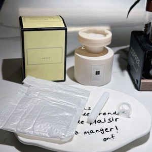 Elegante Juego de Difusores de Aroma Blancos, Diseño Minimalista para Fragancia del Hogar, Regalo Chino Hecho a Mano, Aromaterapia, 1 Juego - Product Image 4