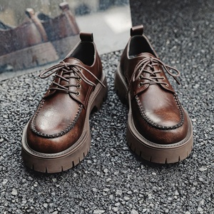 Chaussures Derby Homme Personnalisées OEM en Cuir de Cheval Italien, Faites à la Main, Finition Vintage Lavée, Semelle Épaisse, Chaussures de Mariage Printemps à Enfiler Solides - Product Image 6