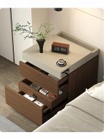 Table de chevet minimaliste moderne en bois foncé sans peinture, armoire latérale antivol dissimulée, écologique et durable pour hôtel, appartement, chambre à coucher
