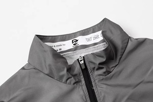 Chaleco de Ciclismo Unisex Profesional Personalizable, Cortavientos, con Paneles Laterales de Malla, para Eventos y Entrenamiento - Product Image 3
