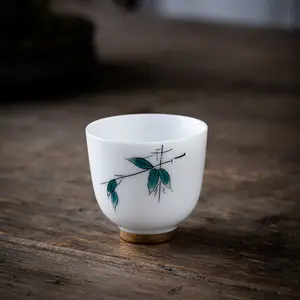 Taza de cerámica pequeña de kung-fu para té, tazón de té de porcelana blanca, taza de degustación de té pintada a mano, venta al por mayor