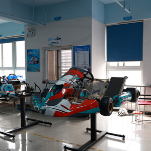 Châssis de Karting de Course OEM de Haute Qualité FR125KZ avec Kit Aérodynamique B11 pour une Traînée Réduite et une Stabilité Accrue - Product Image 2