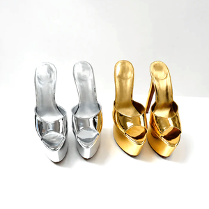 Mules classiques noires brillantes à talon de 18 cm, style 2026, en PU métallisé, pour femmes, chaussures de <span class=keywords><strong>danse</strong></span> à plateforme - Product Image 5