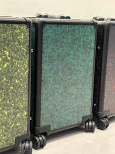 Valise en fibre de carbone tissée à rayures vertes, ultra légère, élégante, pour les voyages en <span class=keywords><strong>voiture</strong></span> et d'affaires, personnalisable - Product Image 2