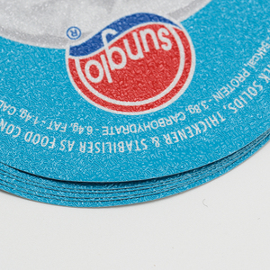 Rouleau de film d'étanchéité facile à décoller avec impression personnalisée Gobelets en plastique <span class=keywords><strong>K</strong></span> pour yaourt et thé avec rouleau de film pour couvercle en feuille d'aluminium - Product Image 3