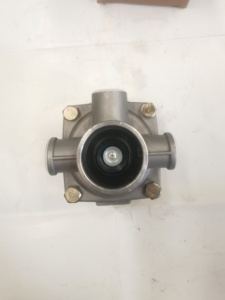 Pièces détachées d'origine SINOTRUK HOWO WG9000360134, soupape de relais pour système de freinage pneumatique, pièces détachées Shacman FAW BEIBEN - Product Image 4