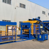 Équipement de production de briques creuses en béton semi-automatique mobile, machine à fabriquer des blocs