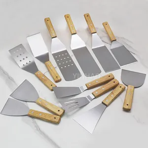 Set di accessori per griglia a parte piatta in acciaio inossidabile con manico in legno Kit di strumenti per piastra spatola per hamburger