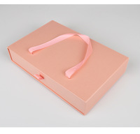 Boîte à vêtements personnalisée Boîtes d'emballage pour marque de vêtements Boîte en carton de luxe pour vêtements Sous-vêtements pour femmes T Shirt Coffret cadeau