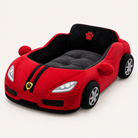 Lit pour animaux de compagnie en forme de voiture de course de luxe personnalisé, canapé pour animaux de compagnie en forme de véhicule pour chiens et chats, maison douce et confortable pour animaux de compagnie, OEM ODM