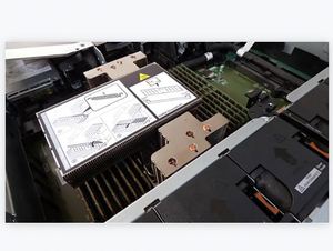 Serveur Rack 2U PowerEdge R570 avec 16 baies SAS/SATA pour disques durs/SSD 2,5'' Xeon 6337P 3,5 GHz DDR5 2*800W Platinum, en stock, garantie 3 ans - Product Image 5