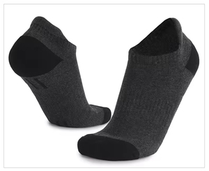 Chaussettes de sport antidérapantes personnalisées, chaussettes de course à séchage rapide de haute qualité, chaussettes antidérapantes pour la course à pied, vente en gros - Product Image 4