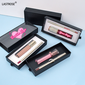 Set de 2 brillos labiales con caja negra al por mayor, delineador de espuma a prueba de transferencia y set de brillos labiales de alta pigmentación, marca privada - Product Image 1