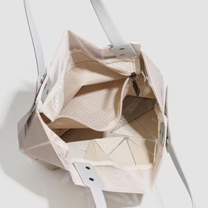 2026 New <strong>Japanese</strong> Style <strong>Geometric</strong> Quilted Women's Shoulder Bag - Colorful Studs &amp; Diamond Small Square Box Design - Product Image 3