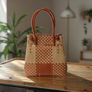 Vente en gros SCB-0043M Sembagi sac tissé unique fait à la main pour femmes de qualité supérieure en plastique recyclé coloré écologique taille M - Product Image 3