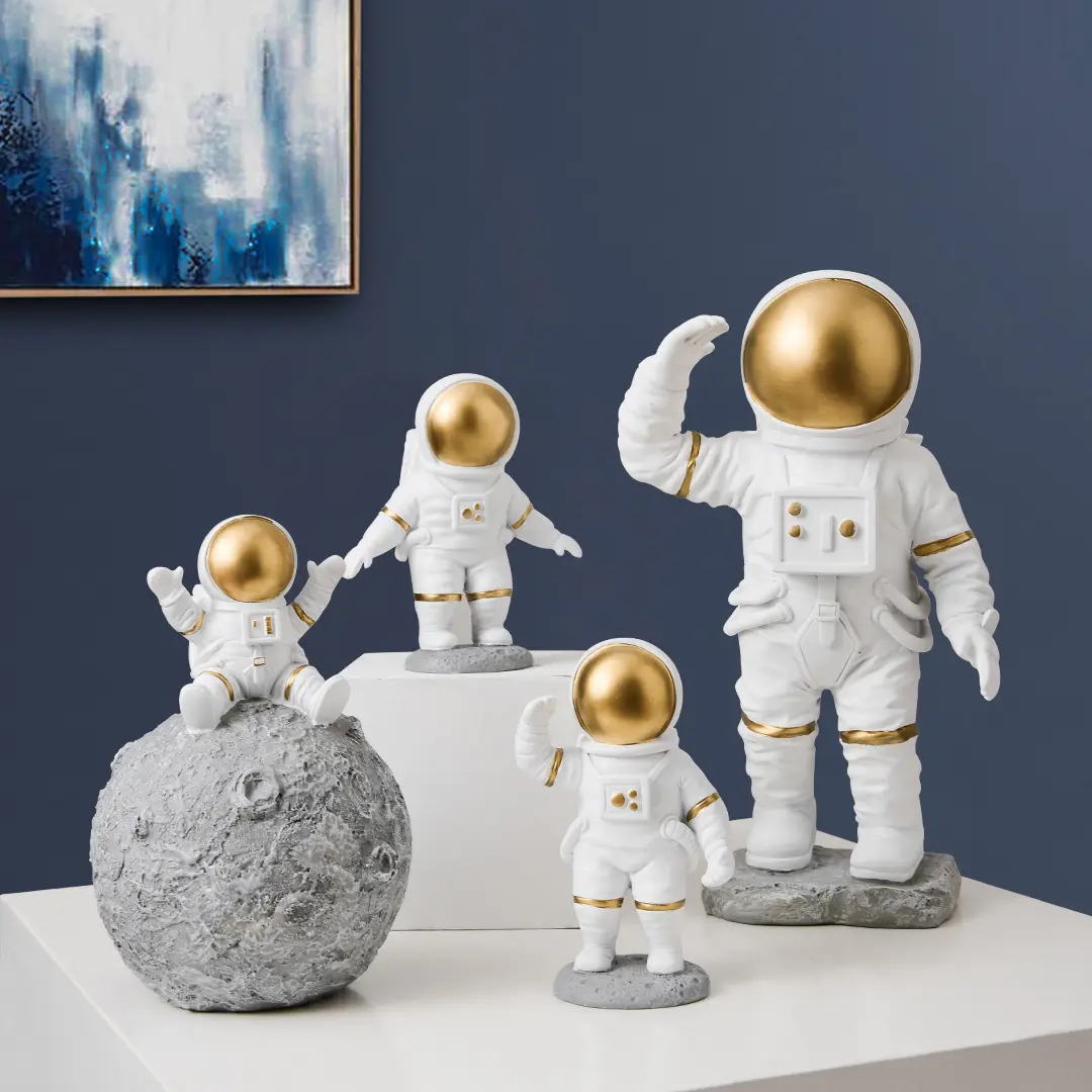 Funny resin cosmonaut ornament light luxury decoration valentine gift ideas wedding gift