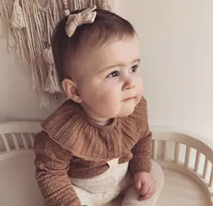 Suéter de gola alta para crianças, 2 cores sólidas design de suéter para bebês