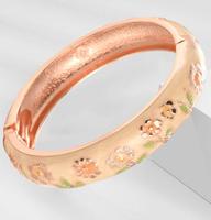 Gelang Manset Enamel Klasik Daili Zinc Alloy Beige 14mm Berlapis Emas Desain Bunga untuk Wanita, Hadiah Ulang Tahun