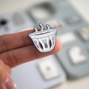 2026 Kedatangan Baru Pin Enamel Lembut Kustom - Stiker Ponsel Tema Kota Dubai & Arab, Stok Siap dari Pabrik untuk Dekorasi Ponsel - Product Image 4