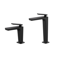 Keran Wastafel Modern Persegi Warna Hitam Matte, Badan Kuningan Gagang Paduan Seng, Pemasangan di Atas Meja, Keran Air Panas Dingin untuk Kamar Mandi