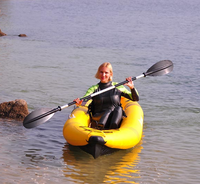Kayak gonflable de pêche Mako en PVC personnalisé en usine pour une personne seule 390 bateaux portables bateau de pêche 1 pièce bateau à côtes