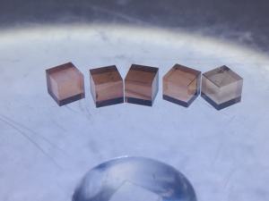 Cvd Cube Diamant 6 Côté Poli CVD Diamant Quantique Matériel Ultra-large Interdit Bande Passante Diamant Monocristallin - Product Image 3