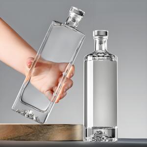 도매 500ml 평면 유리 병 그라디언트 색상 위스키 브랜디 보드카 주스 영혼 저장을위한 화산 바닥 사각형 디자인 - Product Image 2