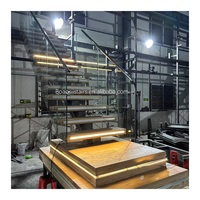 Escaleras rectas de plataforma grande con escalones de madera maciza de haz mono de fábrica Foshan con barandilla de vidrio para escaleras
