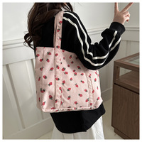 Sac fourre-tout en velours côtelé durable motif fraise pour femme, sac de shopping réutilisable à la mode avec poignée et fermeture éclair portable