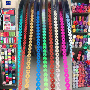 Carretes de lentejuelas de 5mm a granel para tapicería de disfraces, ropa de escenario, vestido, sombrero, textil decorativo, película de PET, lentejuelas - Product Image 3