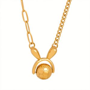 Collar con Colgante de Acero Inoxidable Dorado con Diseño de Oreja de Conejo de Fútbol, de Alta Gama, Simple y Personalizado, para Aniversario - Product Image 3